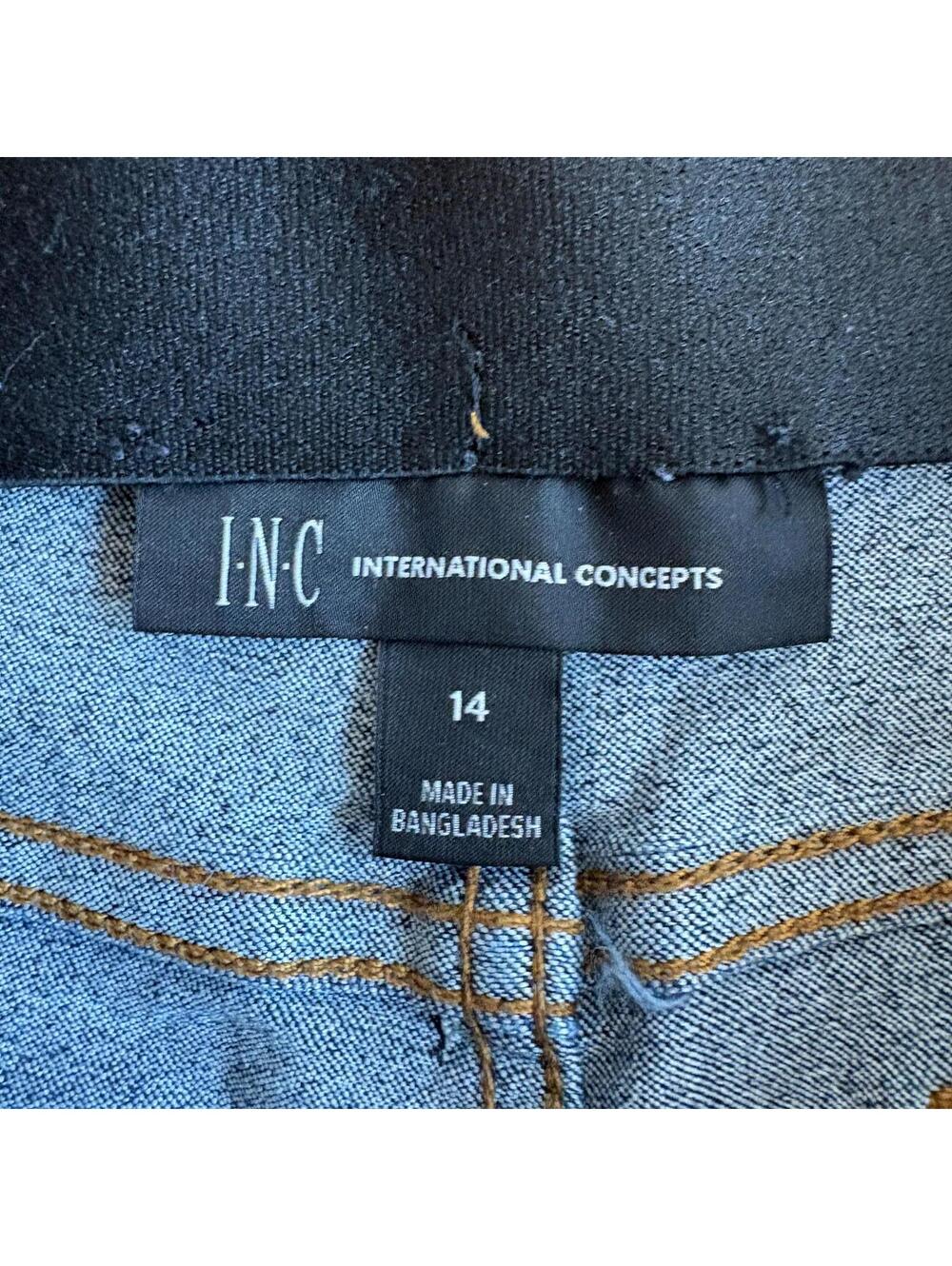 High Rise Flare Jeans INC International Concepts 14 Fits Like 31X31 Dark Wash - Picture 6 of 10